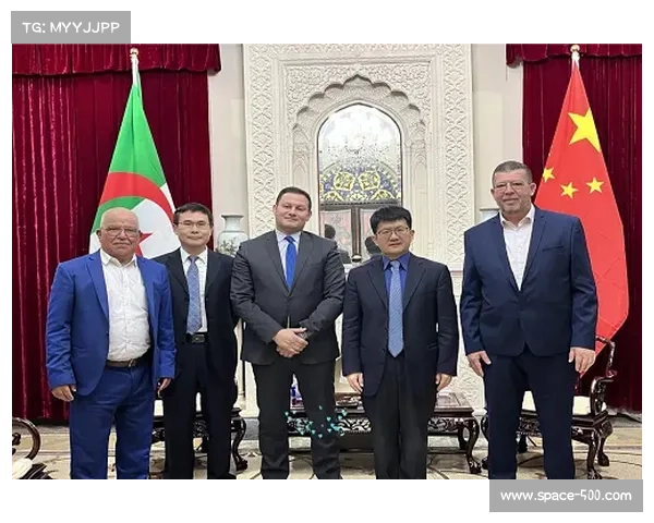 国际排联主席阿泽维多称赞欧洲联赛水平助力国家队成长与发展 国际排联主席阿泽维多称赞欧洲联赛水平助力国家队成长与发展