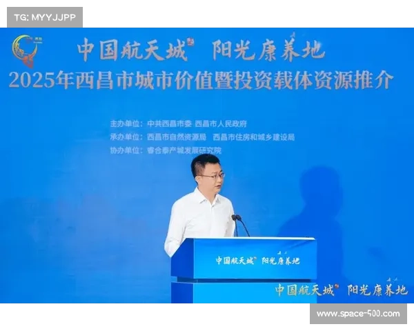 石铭勇于医学与格斗双修，突破自我极限