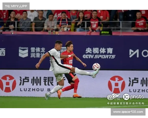 中超第23轮前瞻:蓉城vs海港天王山之战,历史战绩蓉城占优 中超第23轮前瞻:蓉城vs海港天王山之战,历史战绩蓉城占优